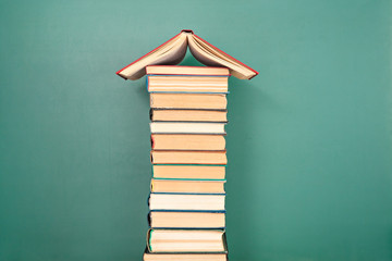 一批法律法规下月起施行！